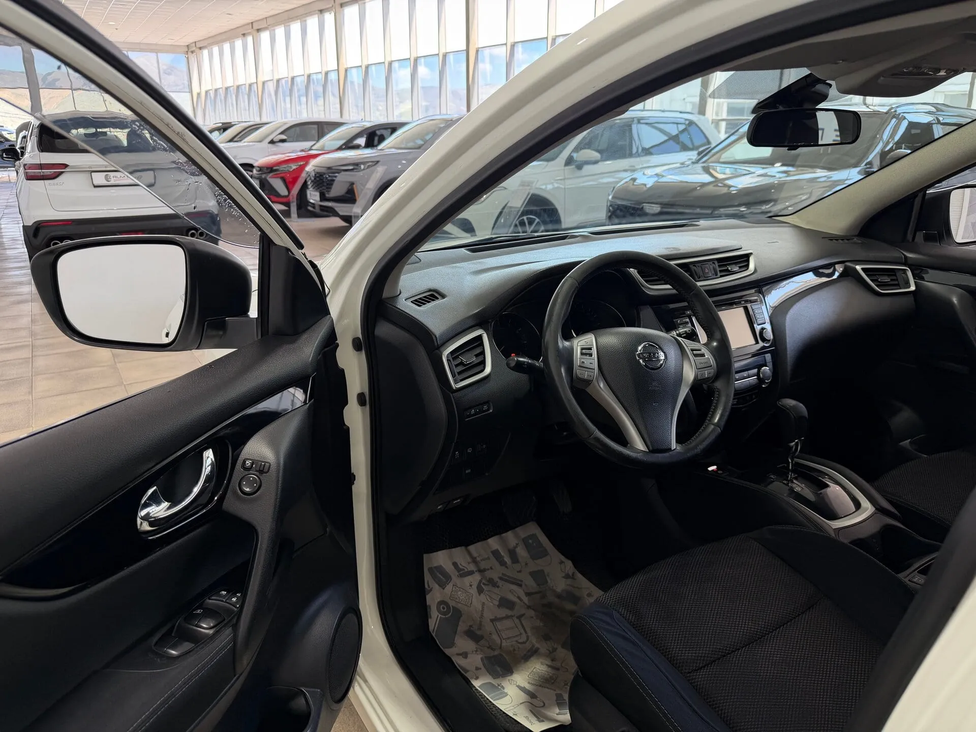 Nissan Qashqai — фото 8 из 32