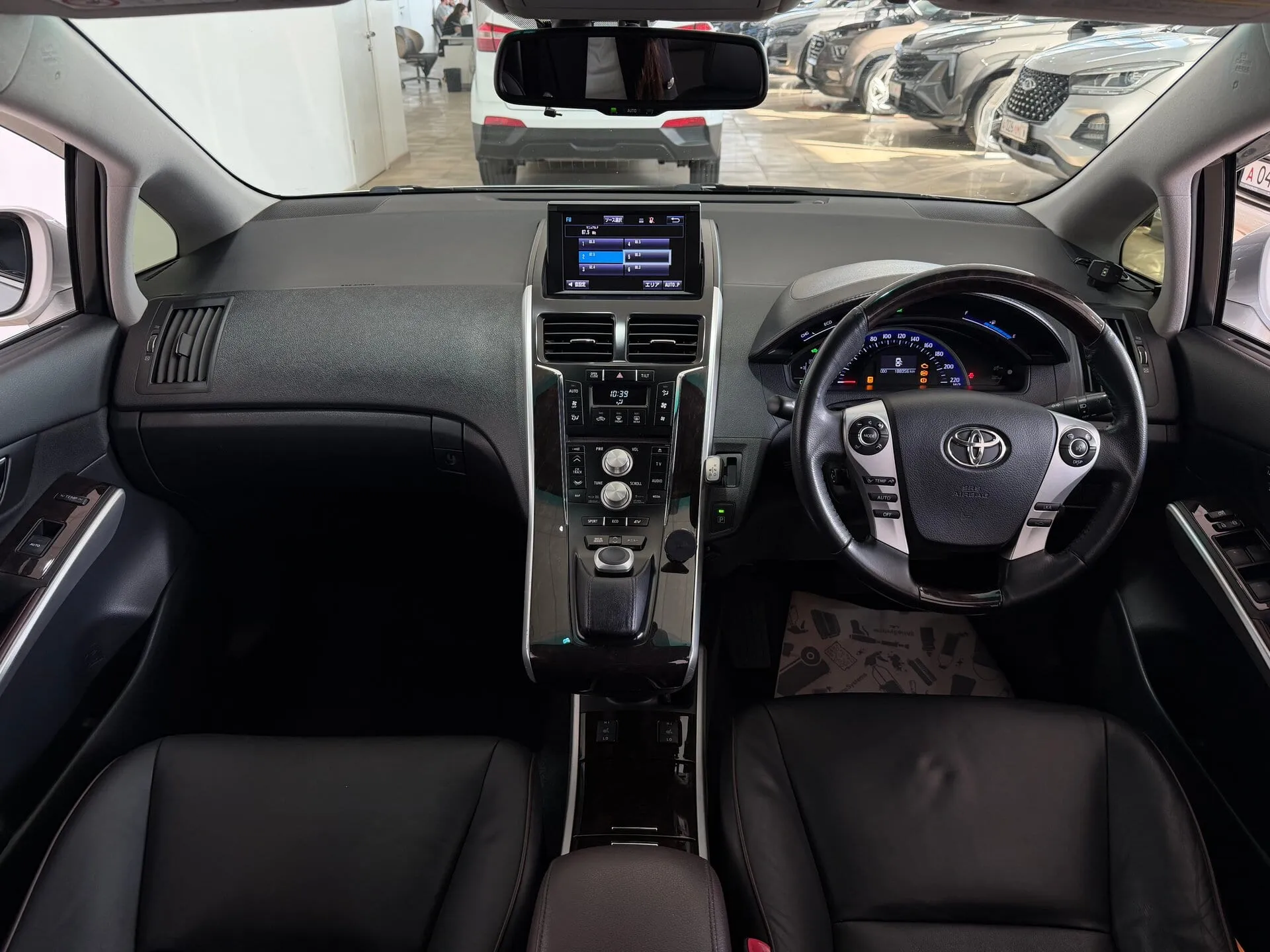 Toyota Sai — фото 9 из 33