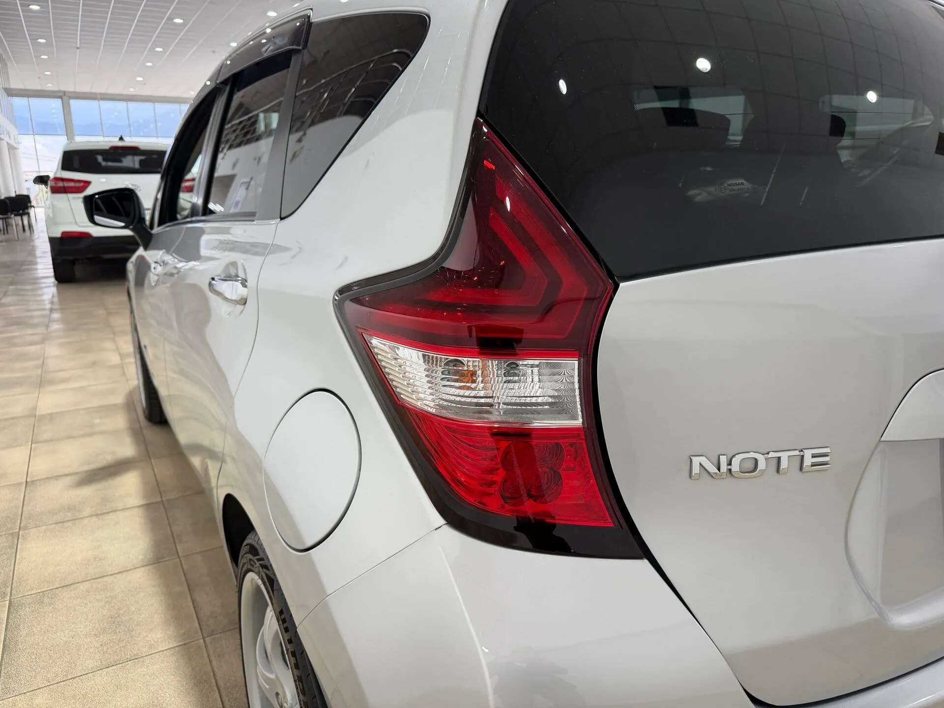 Nissan Note — фото 18 из 33