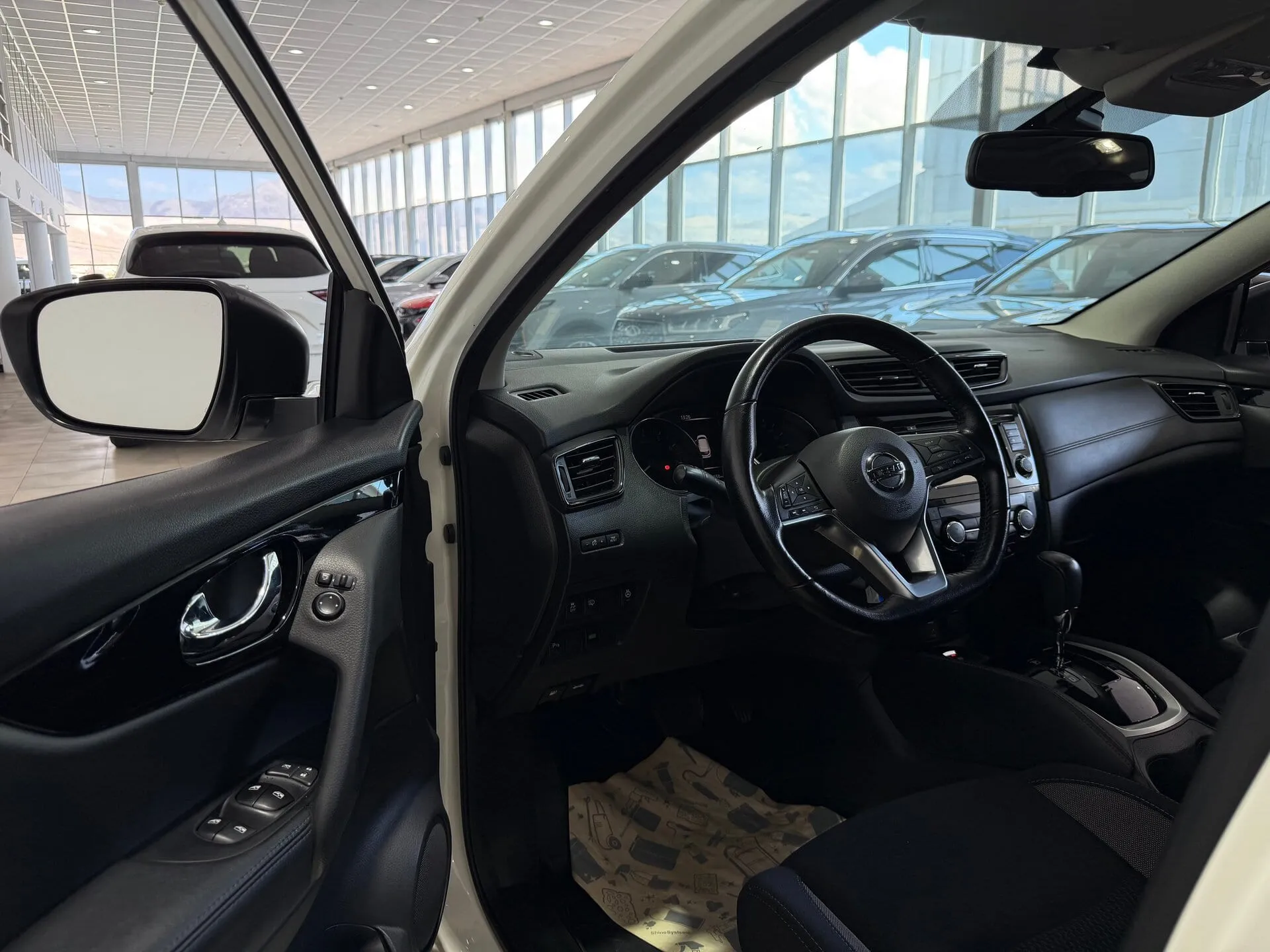 Nissan Qashqai — фото 8 из 33