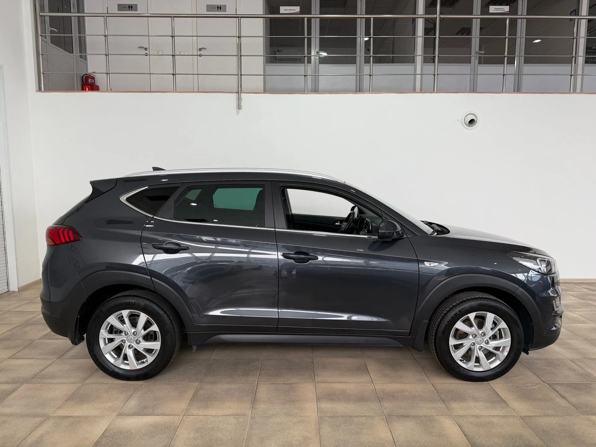 Hyundai Tucson — фото 7 из 34