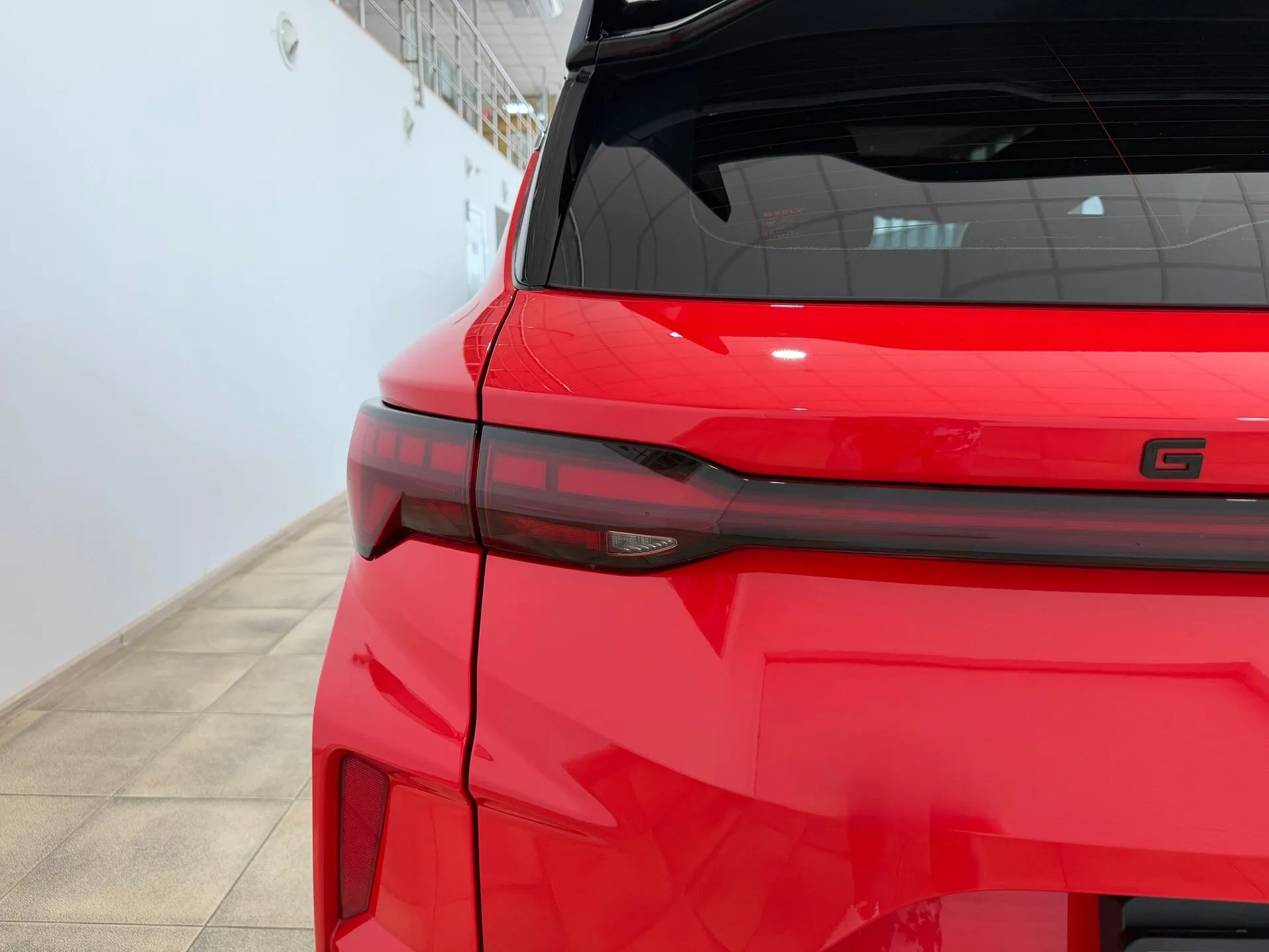 Geely Coolray — фото 21 из 43