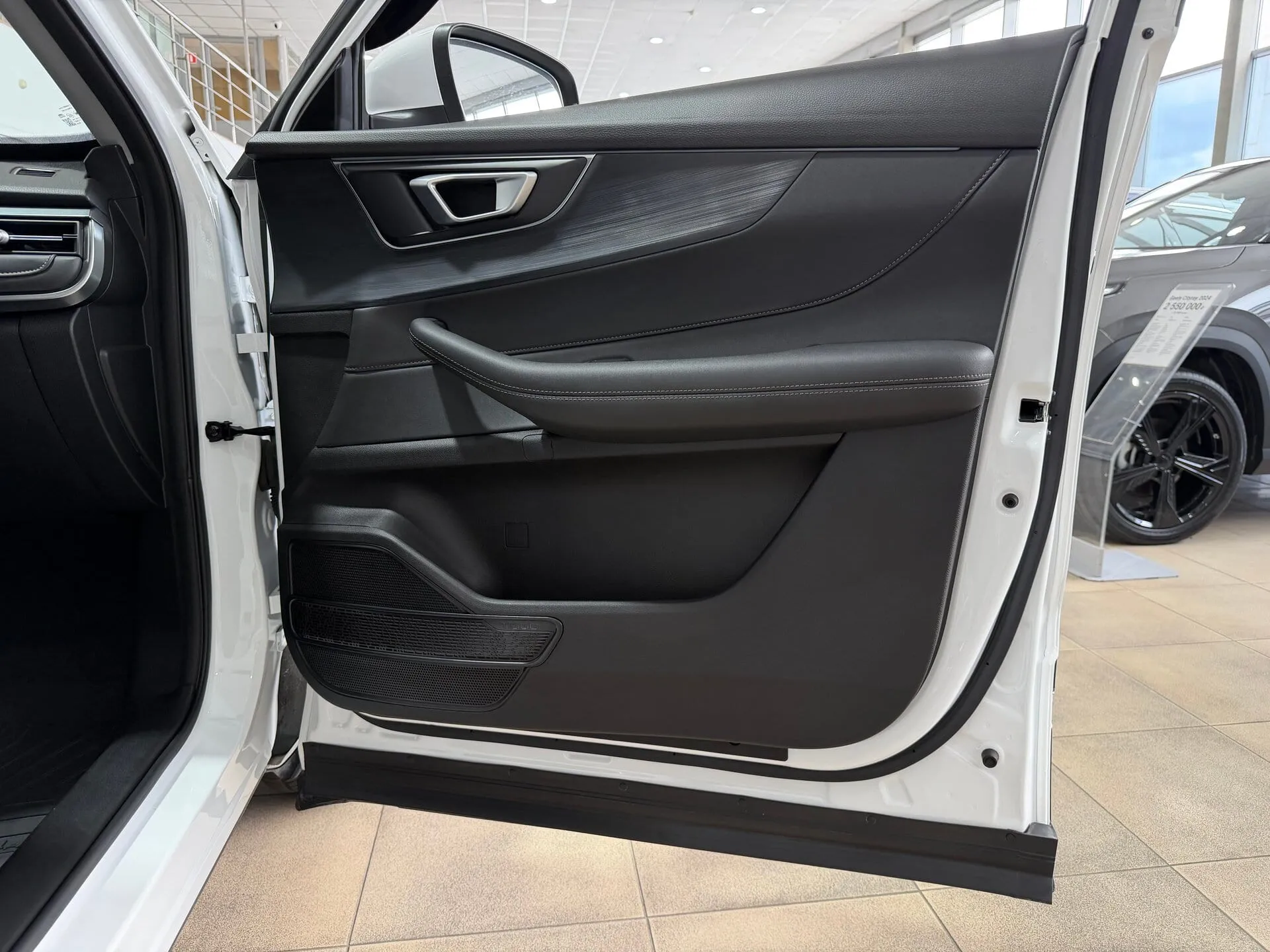 Chery Tiggo 4 Pro — фото 27 из 38