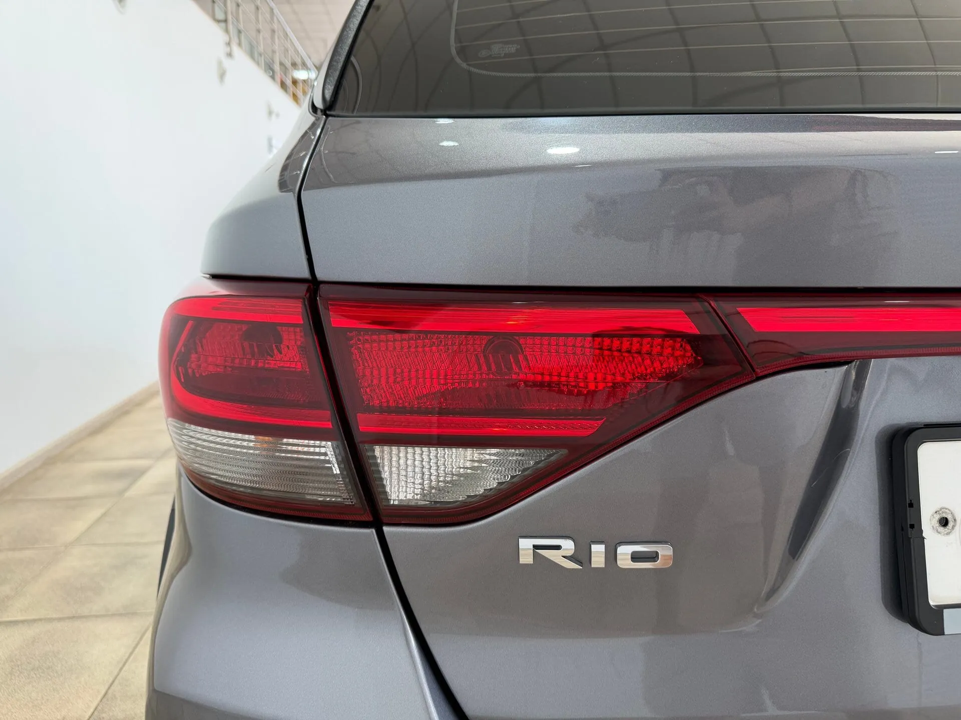 Kia Rio — фото 18 из 36