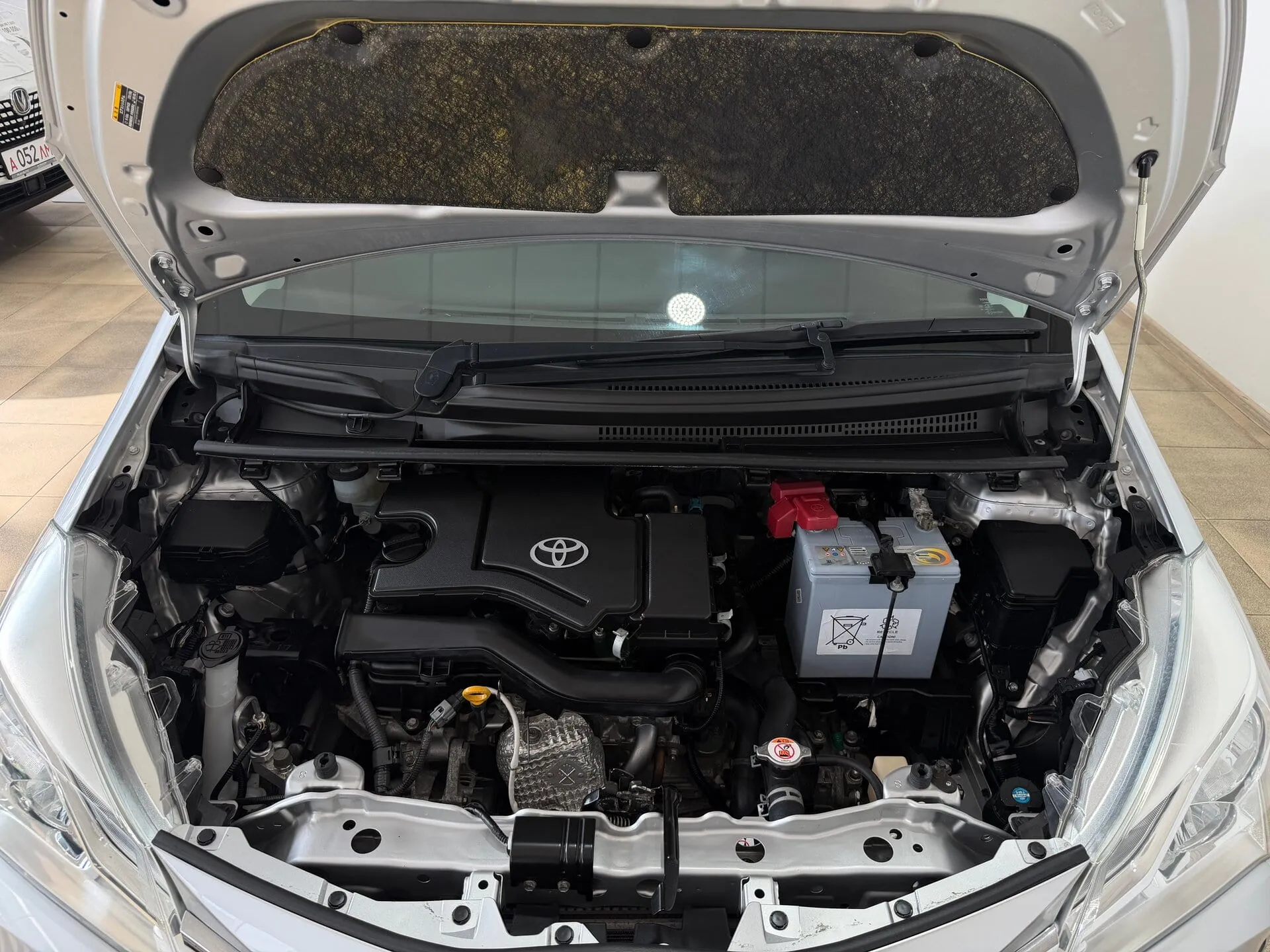Toyota Vitz — фото 33 из 33