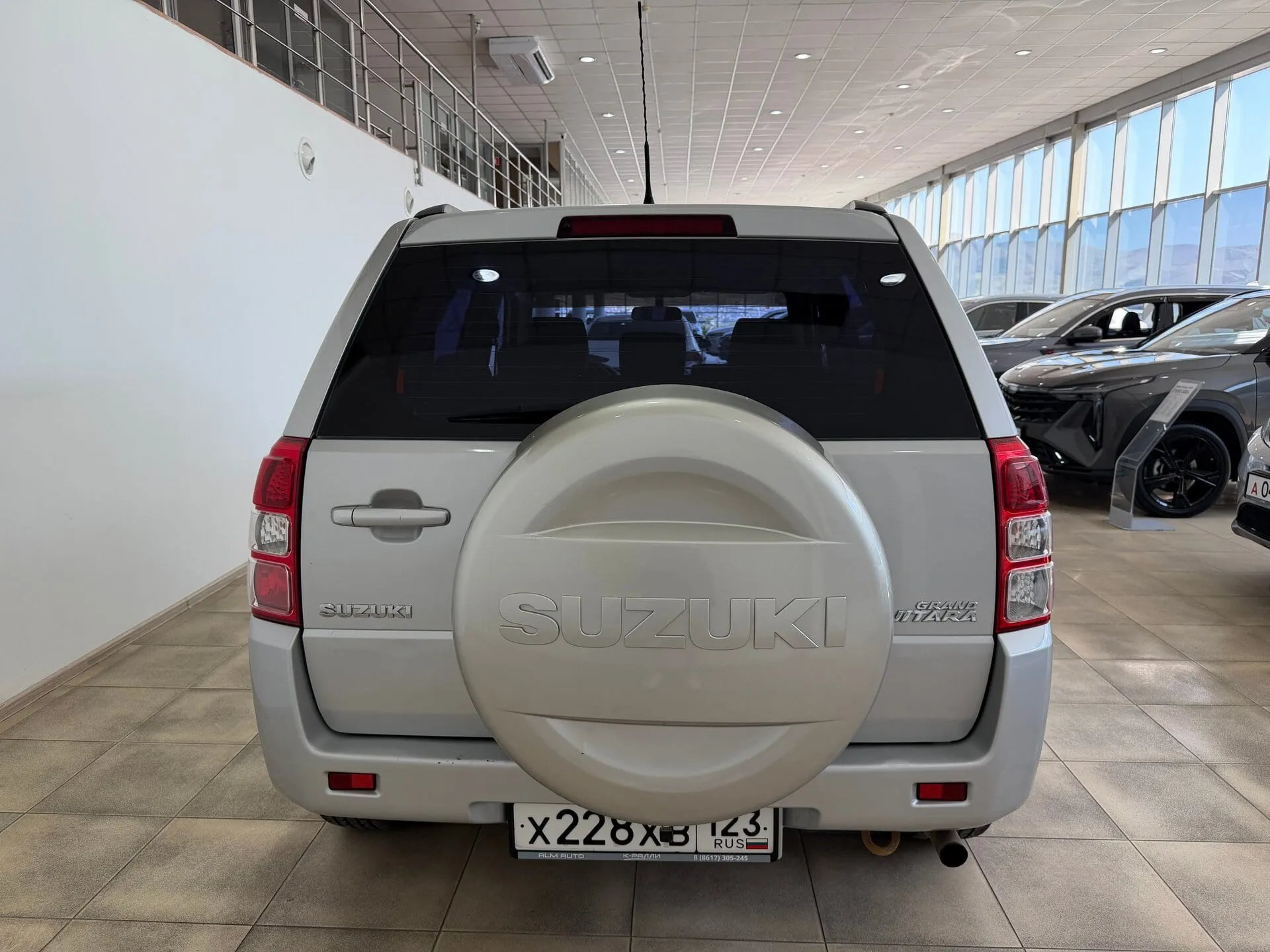 Suzuki Grand Vitara — фото 5 из 31